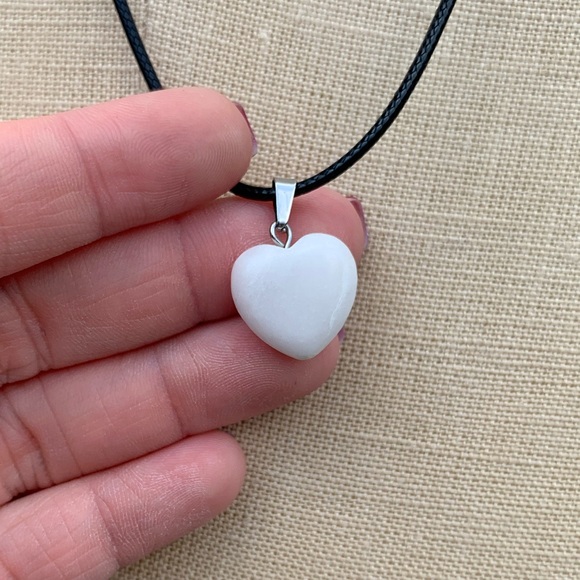 Handmade Genuine Stone Heart Amulet Necklace - Picture 3 of 8